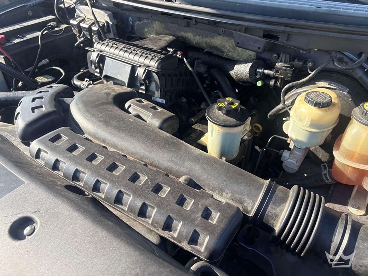 2004-ford-f150-xl-image-8