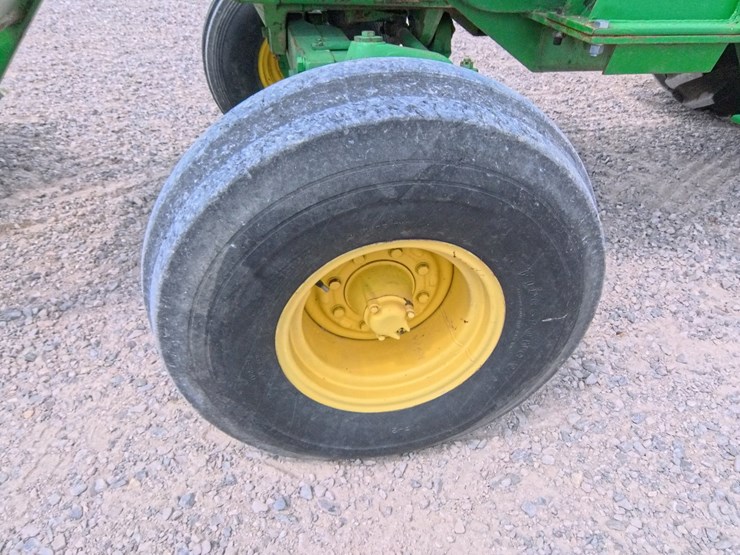 john-deere-4630-image-15