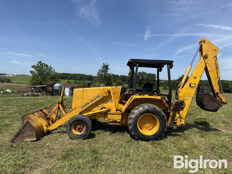 1986-deere-210c-image-8