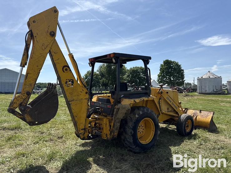 1986-deere-210c-image-5