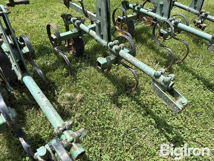 john-deere-6-image-12