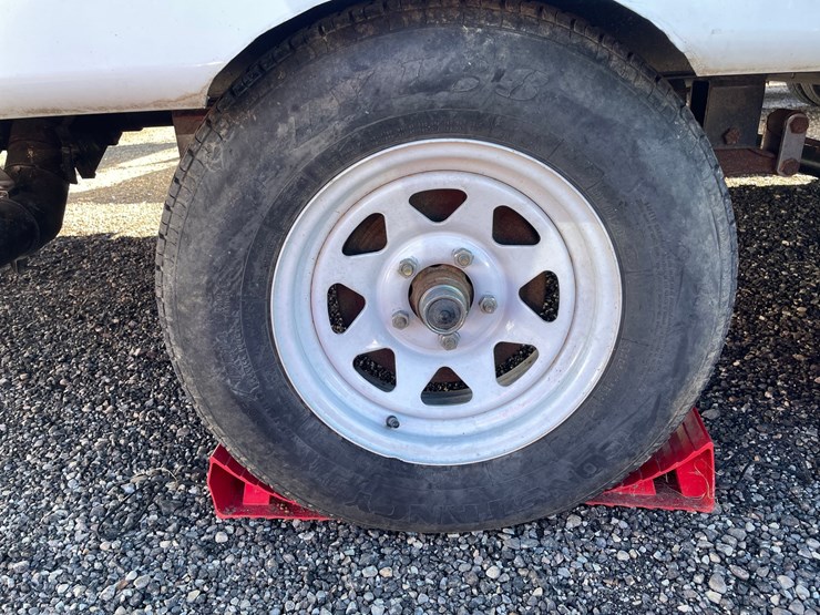 #2859-•-2016-shasta-oasis-tandem-axle-camper-(has-wi-title)-image-8