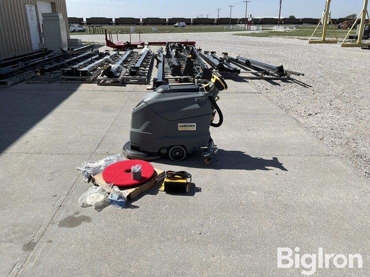 karcher-professional-floor-scrubber-image-8