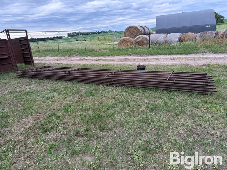 24'-continuous-6-bar-fencing-image-4
