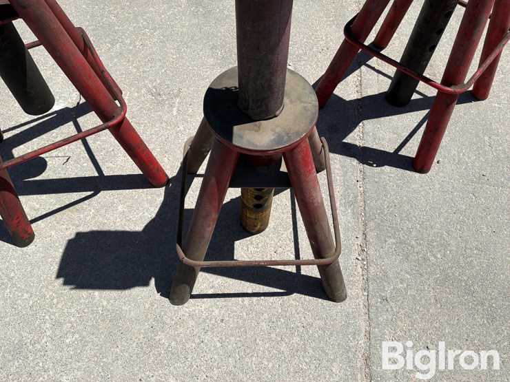 heavy-duty-jack-stands-image-16