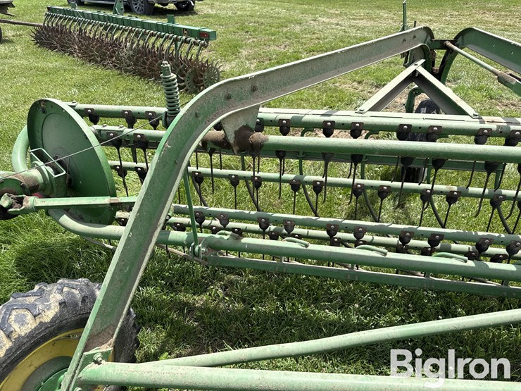john-deere-662-image-16