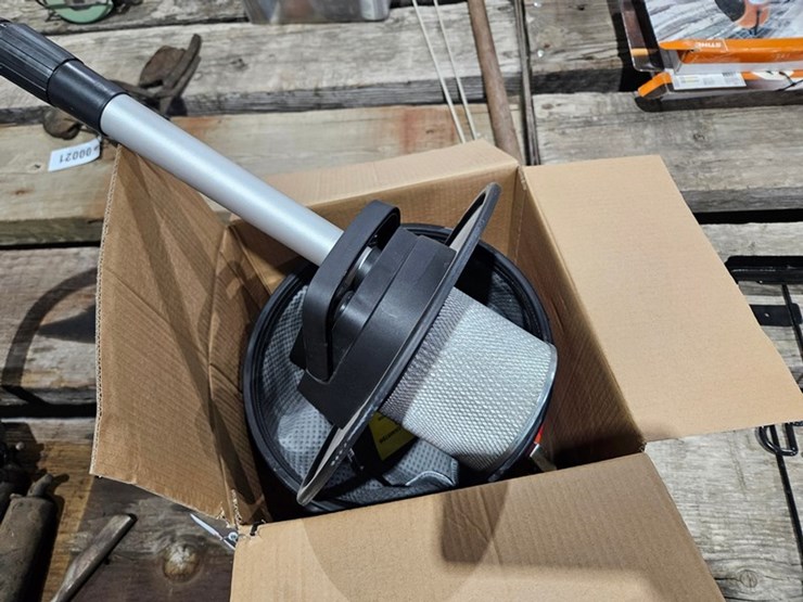 #8-•-wppo-18v-rechargeable-ash-vacuum-image-4