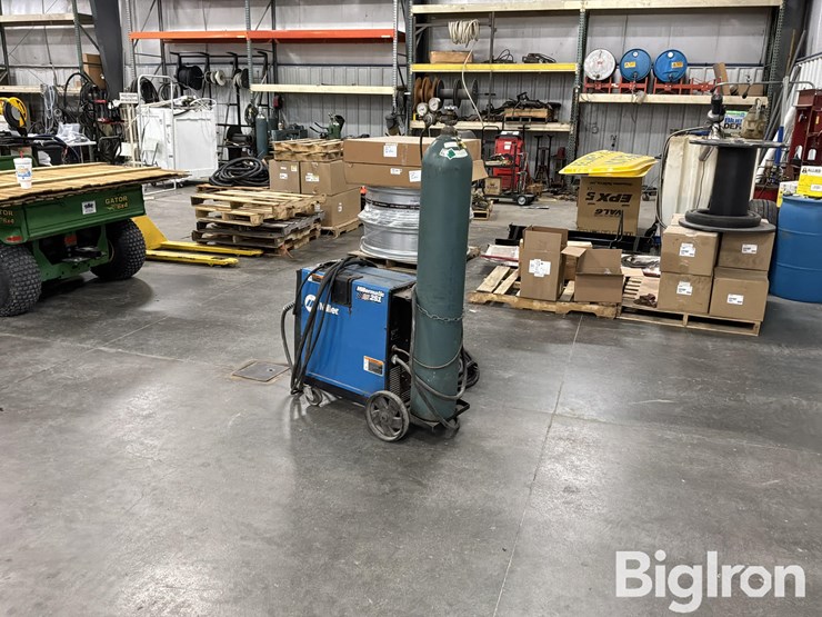 miller-millermatic-251-wire-welder-image-7