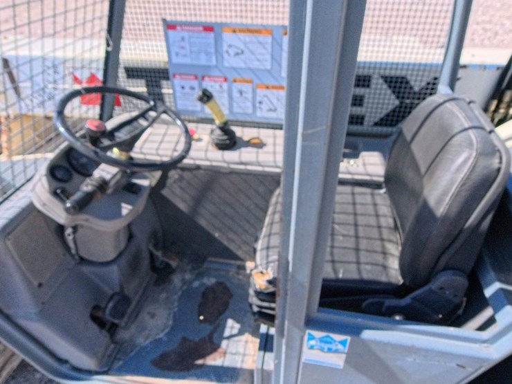#1050-•-terex-tx-51-195-telehandler-image-12