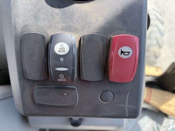 2012-caterpillar-430e-image-41