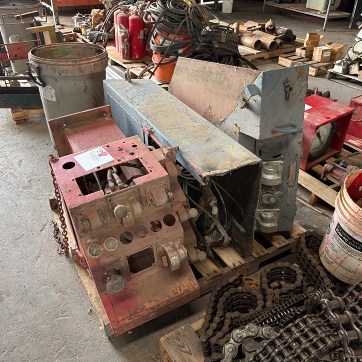 (3) driller’s control consoles & pallet of roller chain
