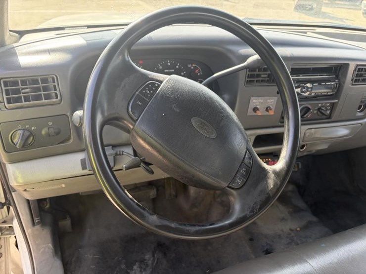 2002-ford-f350-image-14