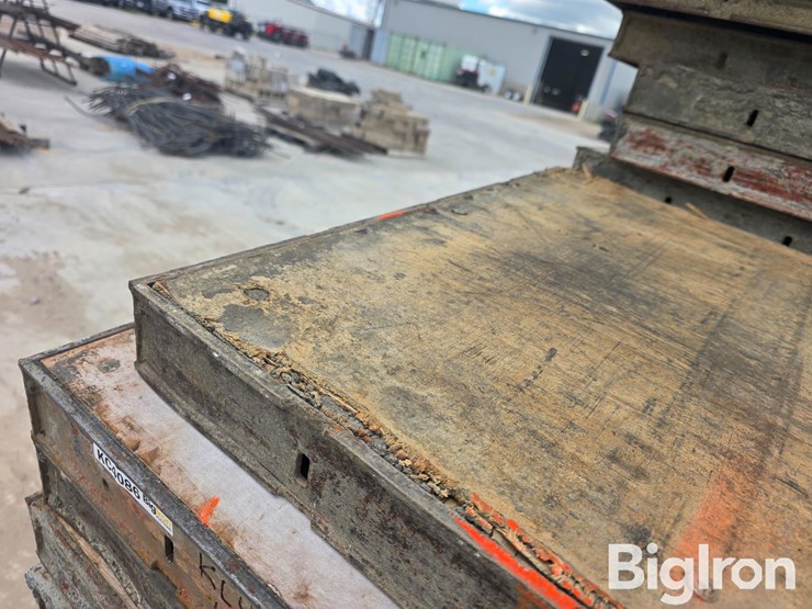 8'-concrete-wall-forms-image-14