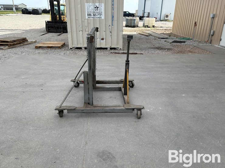 sprayer-tire-hoist-image-4