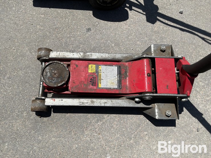 floor-jacks-image-9