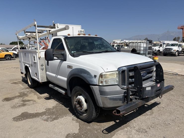 2006-ford-f450-image-2