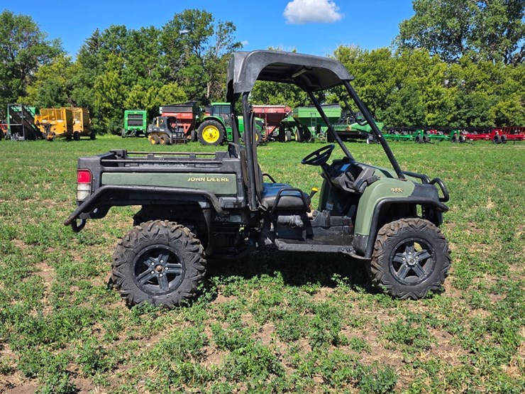 john-deere-gator-image-3