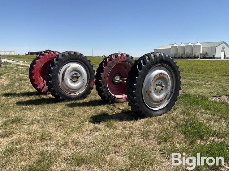 miller-sprayer-wheels-&-380/90r46-tires-image-1