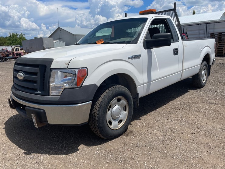 2009-ford-f150-xl-image-1