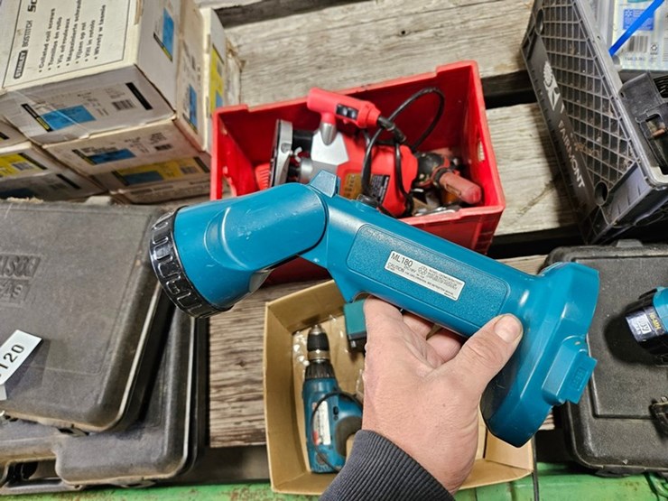 #121-•-assorted-power-tools-image-8