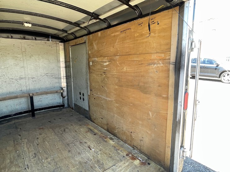 #2863-•-2004-haulmark-single-axle-enclosed-trailer-(has-wi-title)-image-25