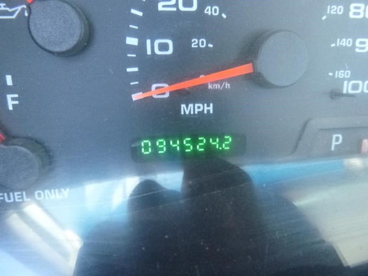 2003-ford-f550-image-15