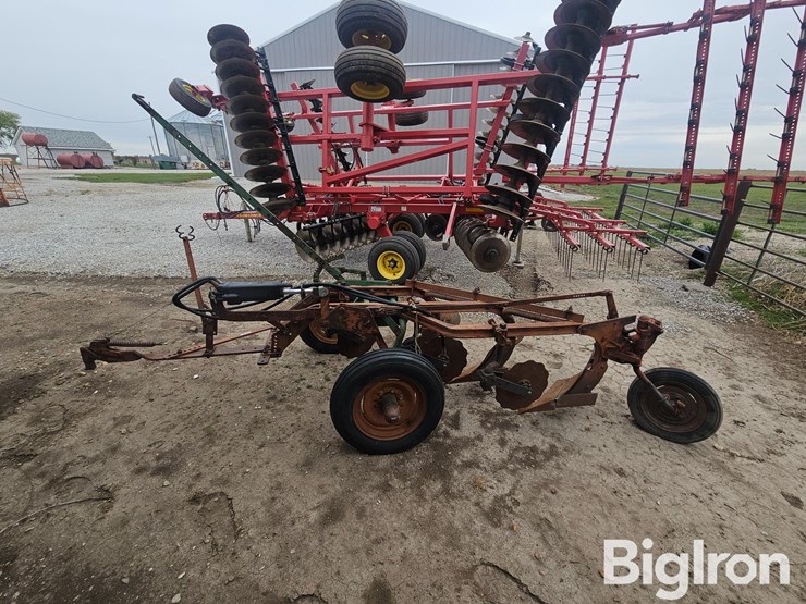 3-bottom-plow-image-6