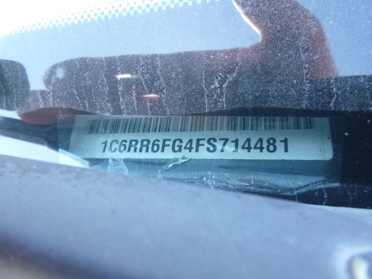 2015-dodge-1500-image-15