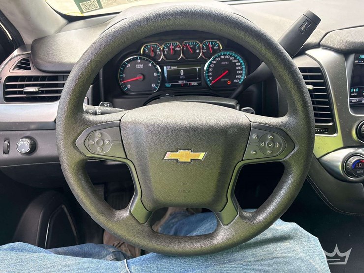 2019-chevrolet-tahoe-image-10