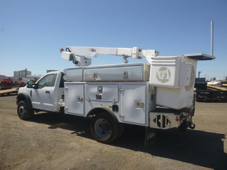 2022-ford-f450-image-4