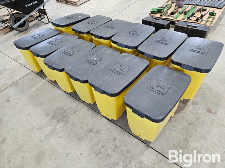 john-deere-planter-seed-boxes-image-1