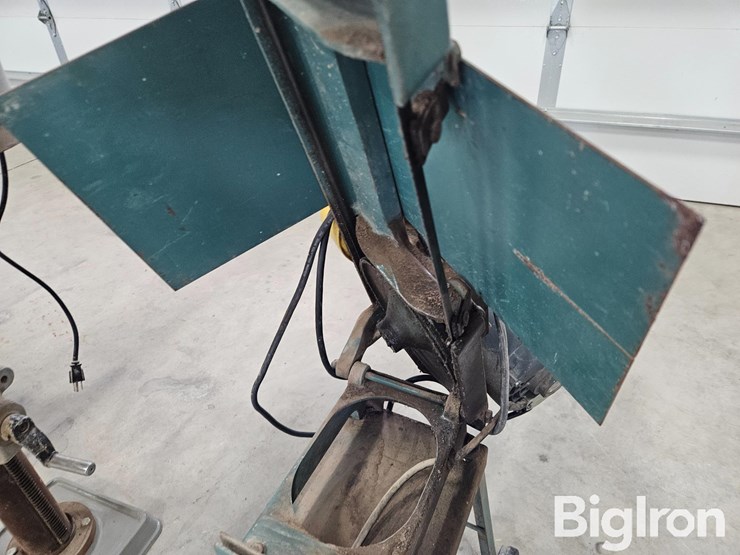drill-press,-chop-saw,-and-band-saw-image-11