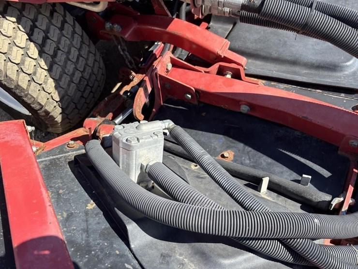 2009-toro-groundsmaster-4100d-image-11