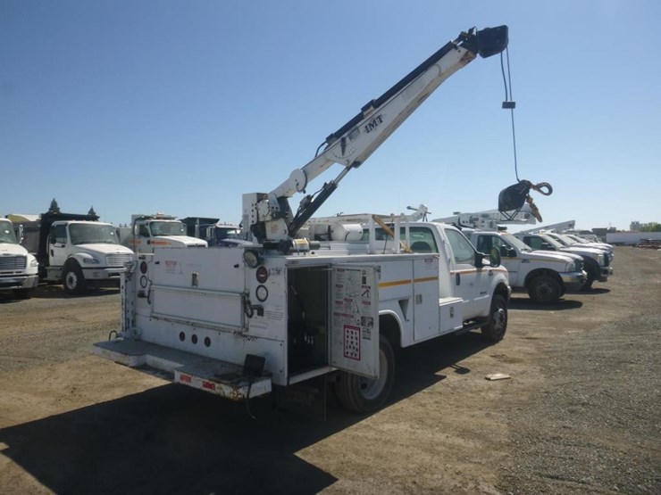 2002-ford-f550-image-15