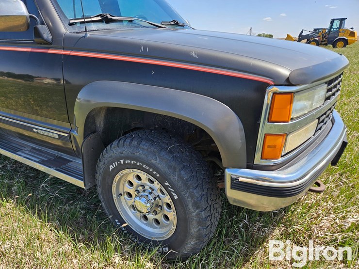 1992-chevrolet-k2500-image-18