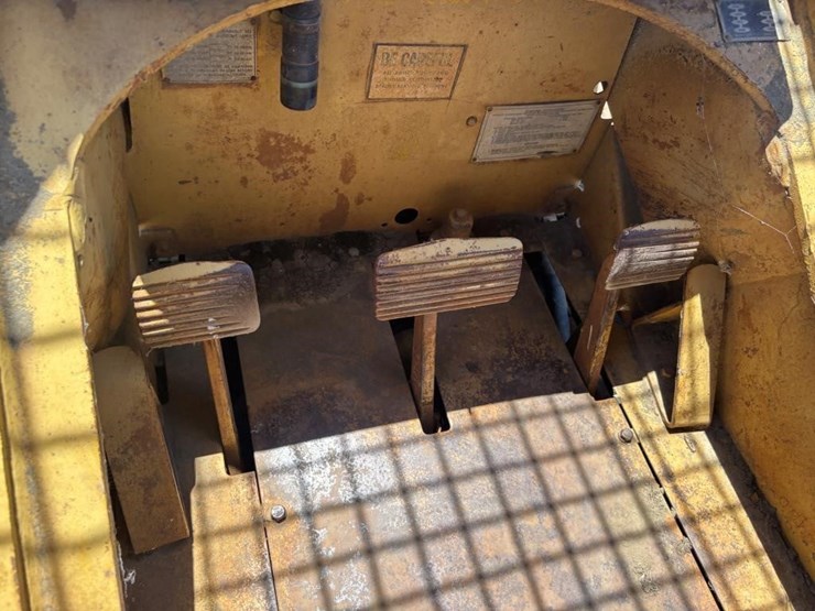 1957-caterpillar-955h-image-39