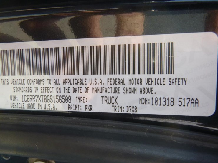 2016-dodge-1500-image-17