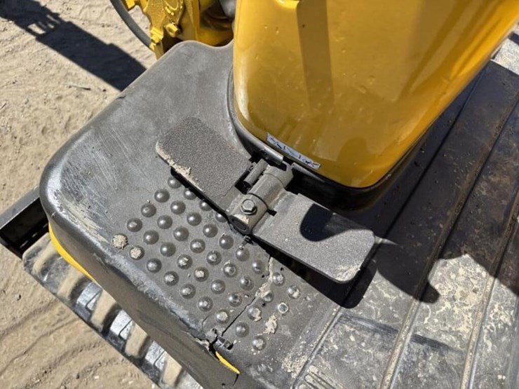 komatsu-pc03-2f-image-26