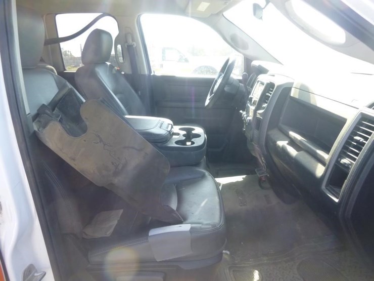 2014-dodge-ram-1500-image-18