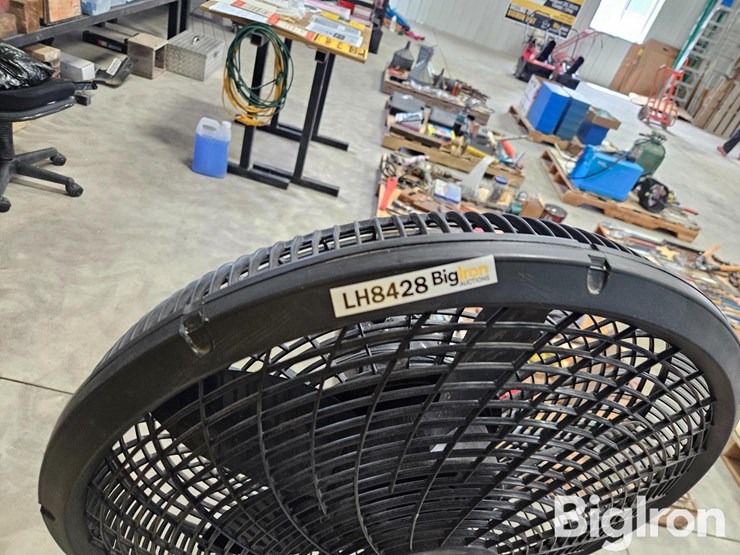 house-fan-and-shop-light-image-8