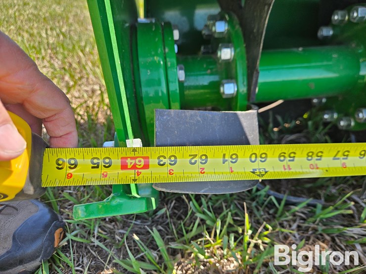 john-deere-665-image-18