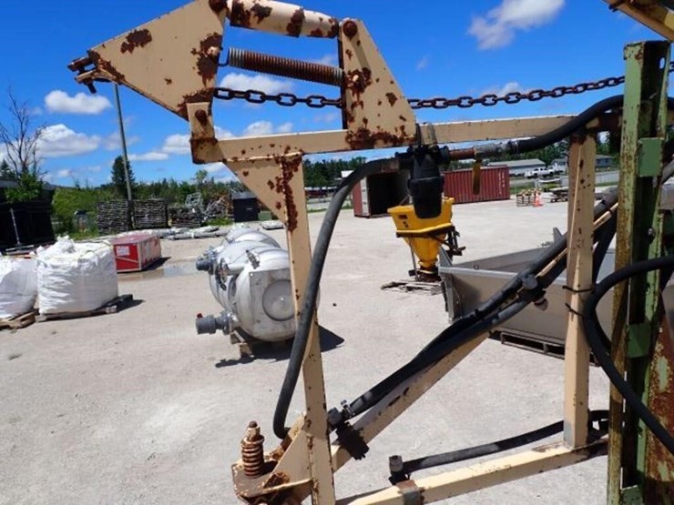 calsa-280-gal-tow-behind-sprayer-image-18