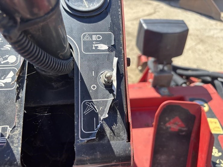 2009-toro-groundsmaster-4100d-image-19