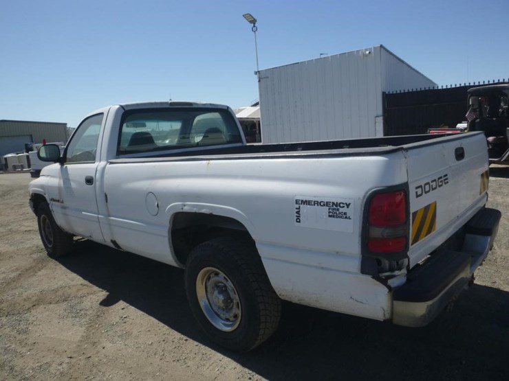 1999-dodge-ram-1500-image-4