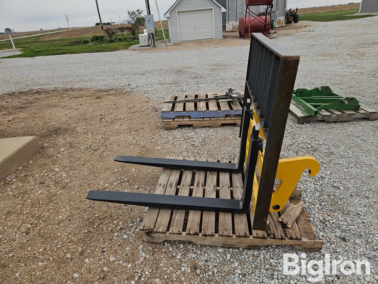 deere-324l-image-8