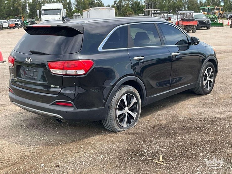 2016-kia-sorento-image-3