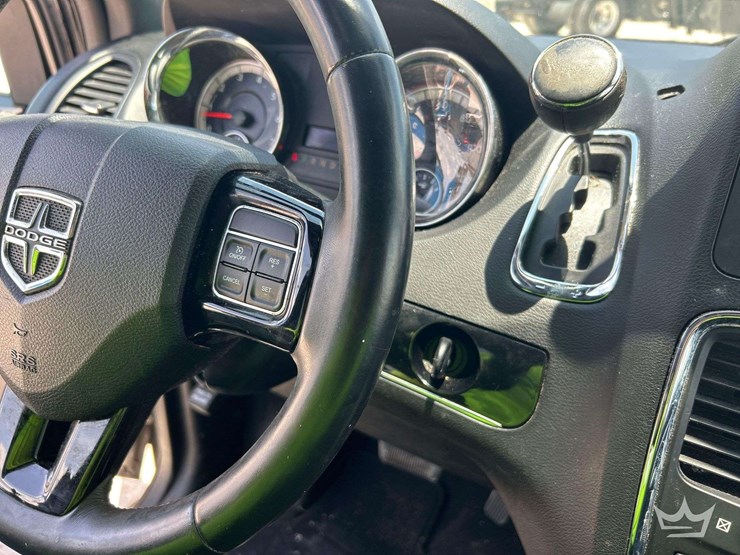 2016-dodge-grand-caravan-image-14