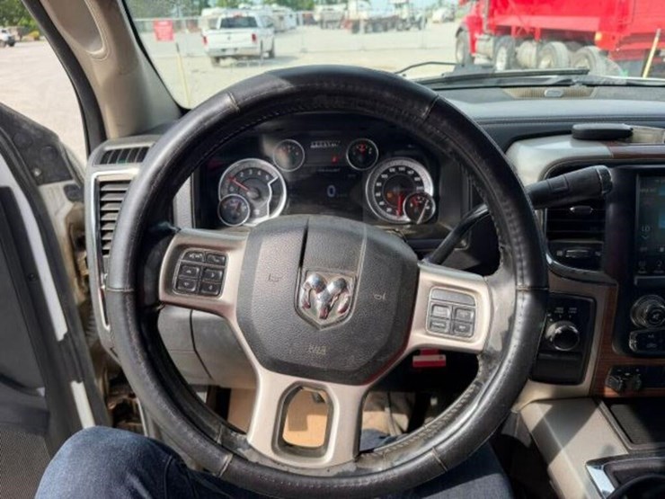 2015-ram-2500-hd-image-11