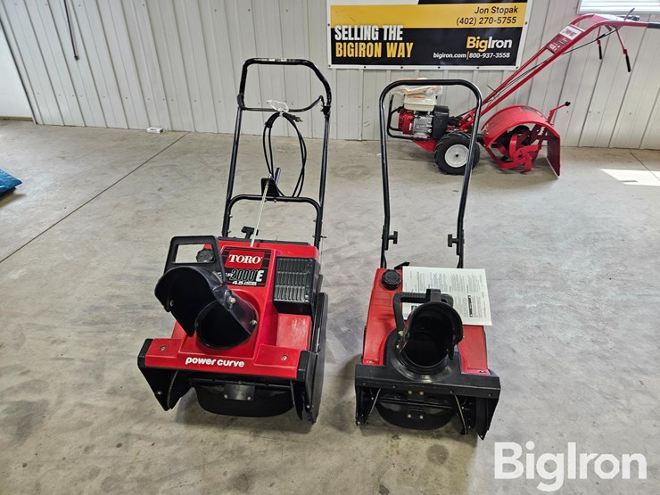 toro-snow-blowers-image-2