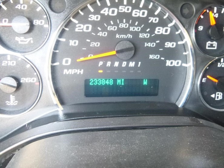 2016-chevrolet-express-3500-image-29